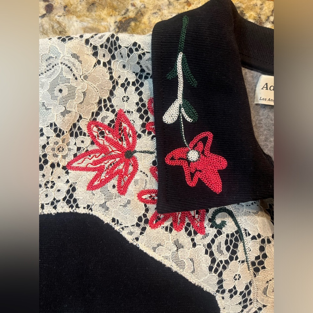 Advisory Board Crystals ABC XL Lace Western Sweatshirt NWT Embroidered Floral - Picture 12 of 15